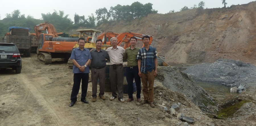 Tìm hiểu mô hình khai thác  quặng apatit hợp lý cho mỏ Phú Nhuận.