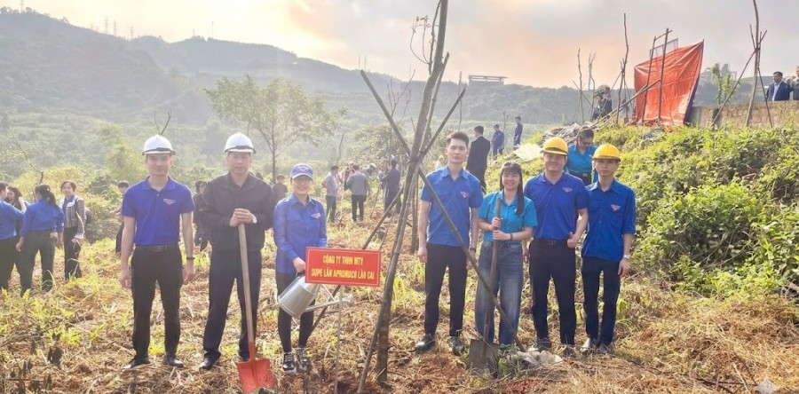 SUPE LÂN APROMACO LÀO CAI CHUNG TAY HƯỞNG ỨNG “TẾT TRỒNG CÂY XUÂN BÍNH NGỌ 2026”